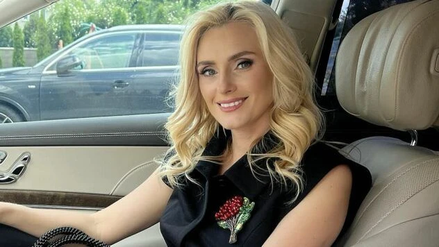 Ірина Федишин показала архівний кадр та привітала чоловіка з 20-річчям шлюбу